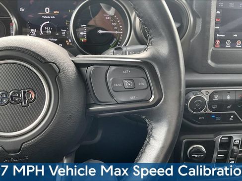 Used 2023 Jeep Wrangler Unlimited w/ Cold Weather Group AWD/4WD image 16