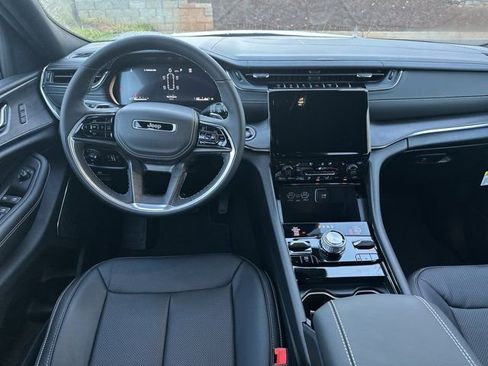 New 2025 Jeep Grand Cherokee L Overland image 21