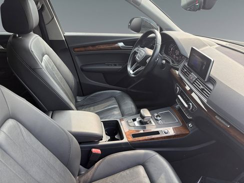 Used 2018 Audi Q5 2.0T Premium Plus w/ Premium Plus Package image 15