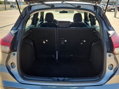 Used 2024 Nissan Kicks SR FWD image 6
