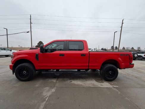 Used 2021 Ford F250 XL w/ STX Appearance Package image 5