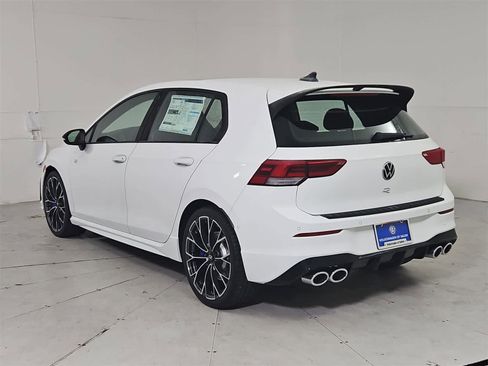 New 2026 Volkswagen Golf image 4