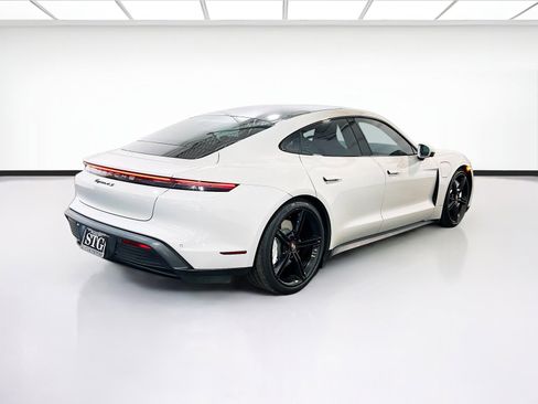 Used 2021 Porsche Taycan 4S w/ Premium Package image 4