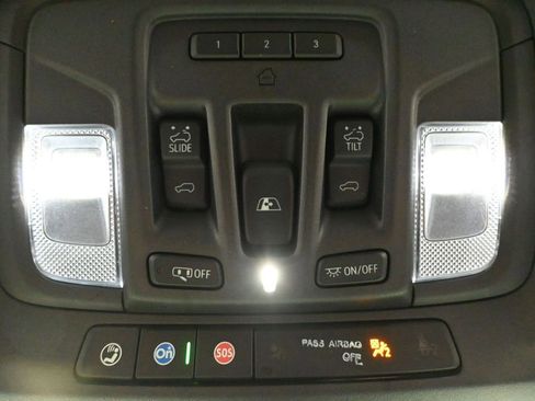 Used 2022 Chevrolet Silverado 2500 High Country w/ Z71 Off-Road Package AWD/4WD image 42
