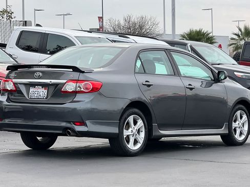 Used 2011 Toyota Corolla S image 2