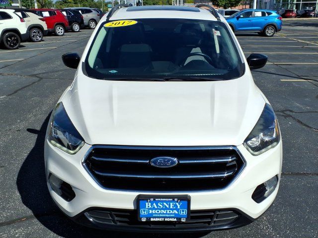 Used 2017 Ford Escape SE w/ Equipment Group 201A AWD/4WD image 2