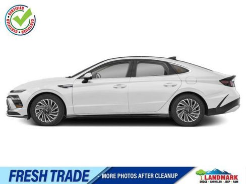 Used 2025 Hyundai Sonata Limited image 1