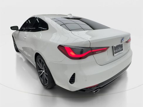 Used 2022 BMW 430i Coupe w/ Convenience Package RWD image 10