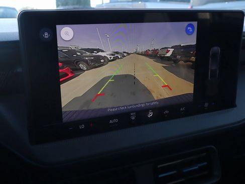 New 2025 Ford Maverick Lobo image 6