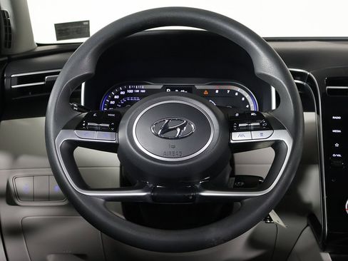 Certified 2024 Hyundai Tucson SE image 33