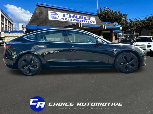 Used 2018 Tesla Model 3 Long Range RWD image 8