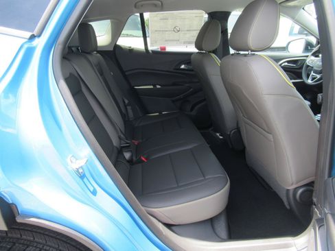New 2026 Chevrolet Trax ACTIV w/ Driver Confidence Package FWD image 27