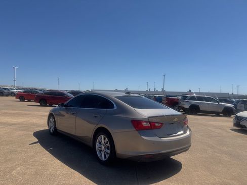 Used 2023 Chevrolet Malibu LT w/ Driver Confidence Package image 15