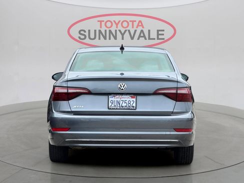 Used 2020 Volkswagen Jetta SE image 8