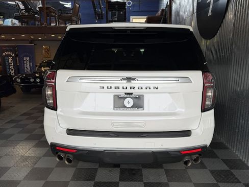 Used 2023 Chevrolet Suburban High Country image 6