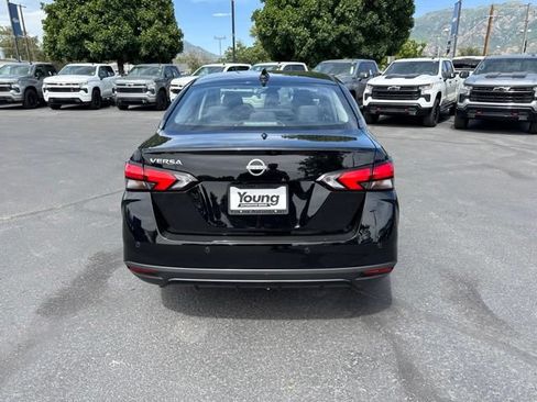 Used 2025 Nissan Versa SV FWD image 6