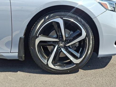 Used 2022 Honda Accord Sport image 8