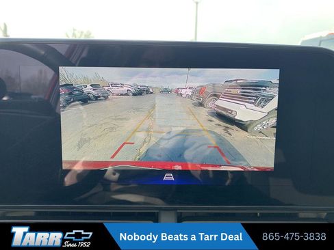 Used 2025 Chevrolet Trax LT w/ LT Convenience Package FWD image 22