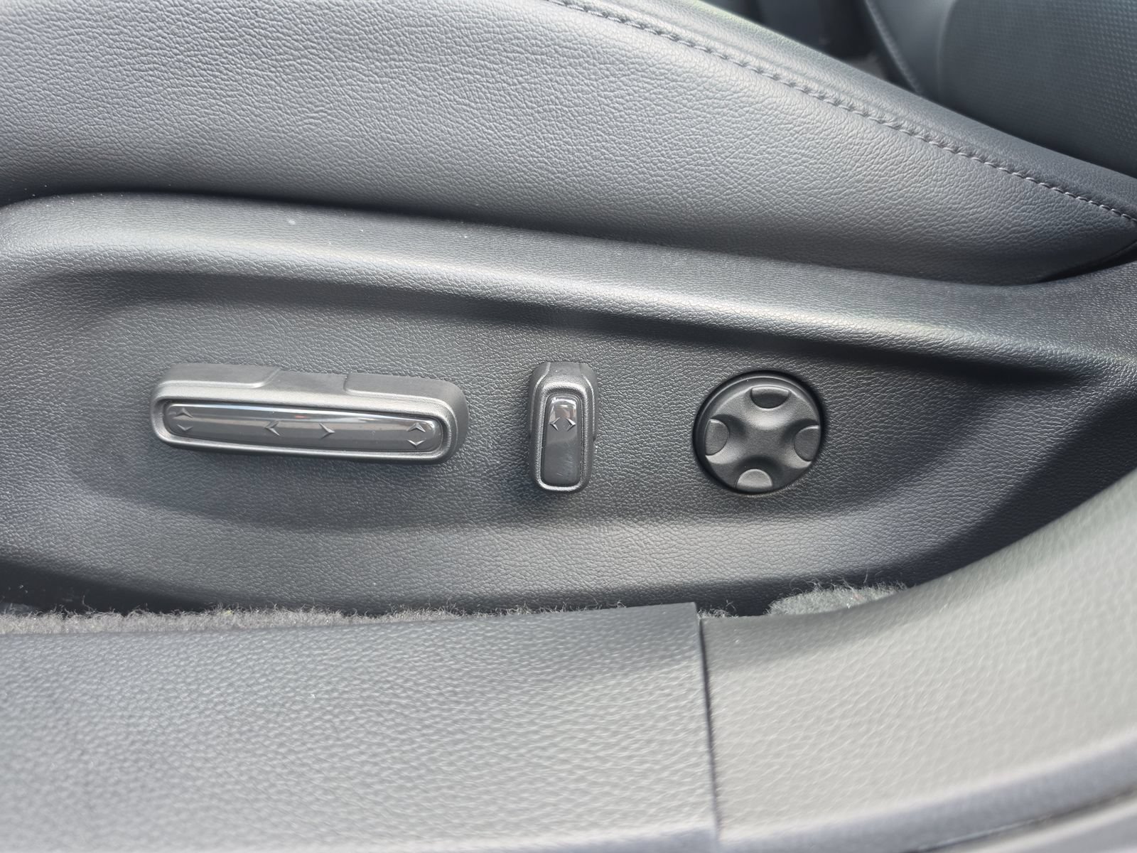 Used 2022 Honda Accord Touring image 16