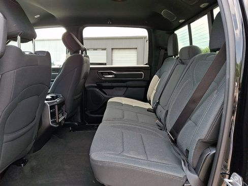 Used 2022 RAM 1500 Big Horn AWD/4WD image 10