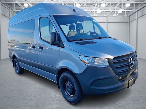 New 2025 Mercedes-Benz Sprinter 2500 image 2