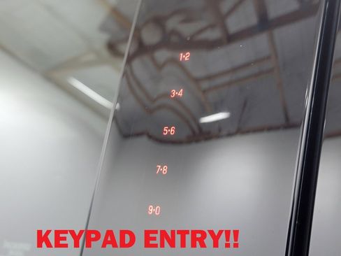 Used 2019 Ford Expedition Limited image 13