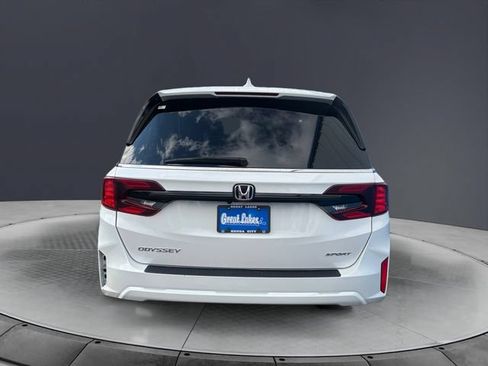 Used 2025 Honda Odyssey Sport-L image 4