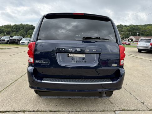 Used 2013 Dodge Grand Caravan SE FWD image 9