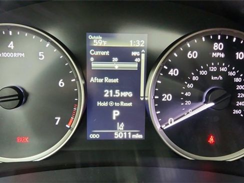 Used 2025 Lexus IS 350 F Sport image 39