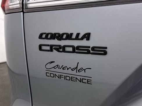 Used 2025 Toyota Corolla Cross AWD Hybrid image 32