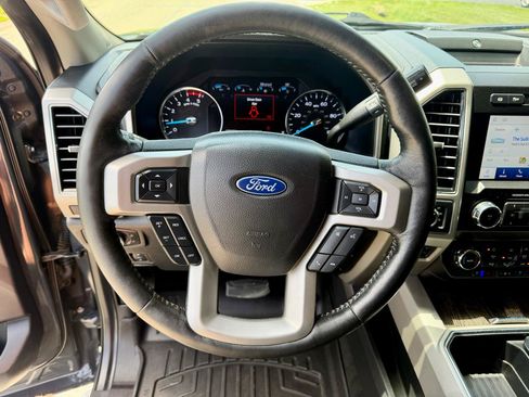 Used 2021 Ford F350 Lariat AWD/4WD image 24