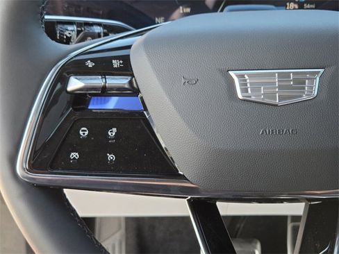 New 2026 Cadillac Optiq Sport 1 image 22