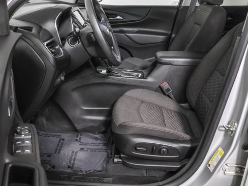 Used 2020 Chevrolet Equinox LT image 22