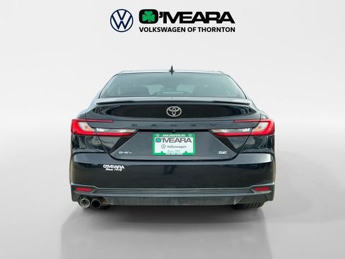 Used 2025 Toyota Camry SE image 4