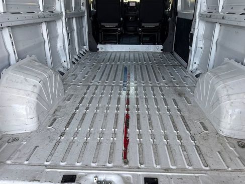 Used 2024 RAM ProMaster 2500 w/ Convenience Group FWD image 20