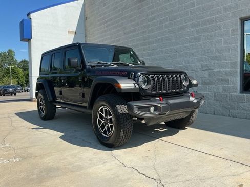 Used 2024 Jeep Wrangler Unlimited Rubicon AWD/4WD image 1