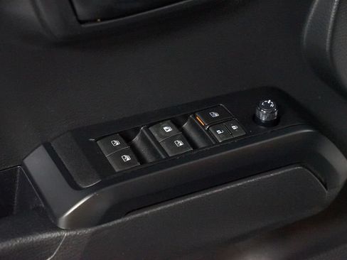 Certified 2022 Toyota Tacoma SR AWD/4WD image 28