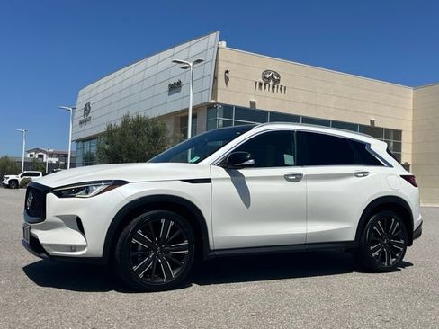 Certified 2022 INFINITI QX50 Luxe w/ Appearance Package FWD image 2
