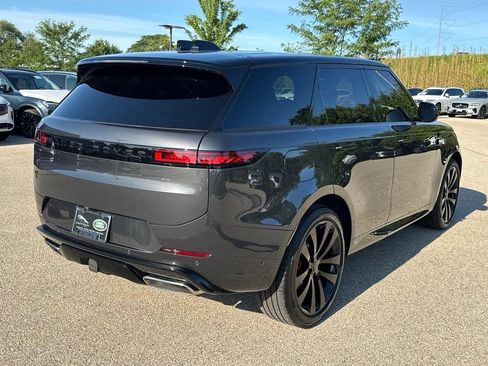 Used 2026 Land Rover Range Rover Sport Dynamic SE AWD/4WD image 4