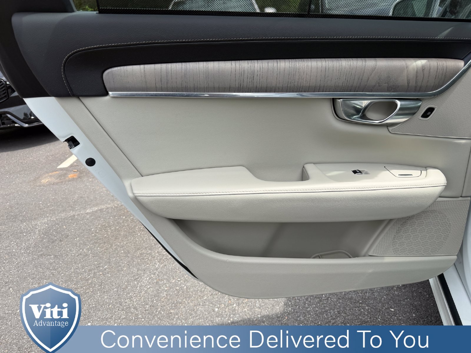 Certified 2023 Volvo S90 B6 Ultimate w/ Protection Package Premier AWD/4WD image 20