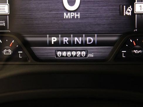 Used 2022 RAM 1500 Big Horn AWD/4WD image 11