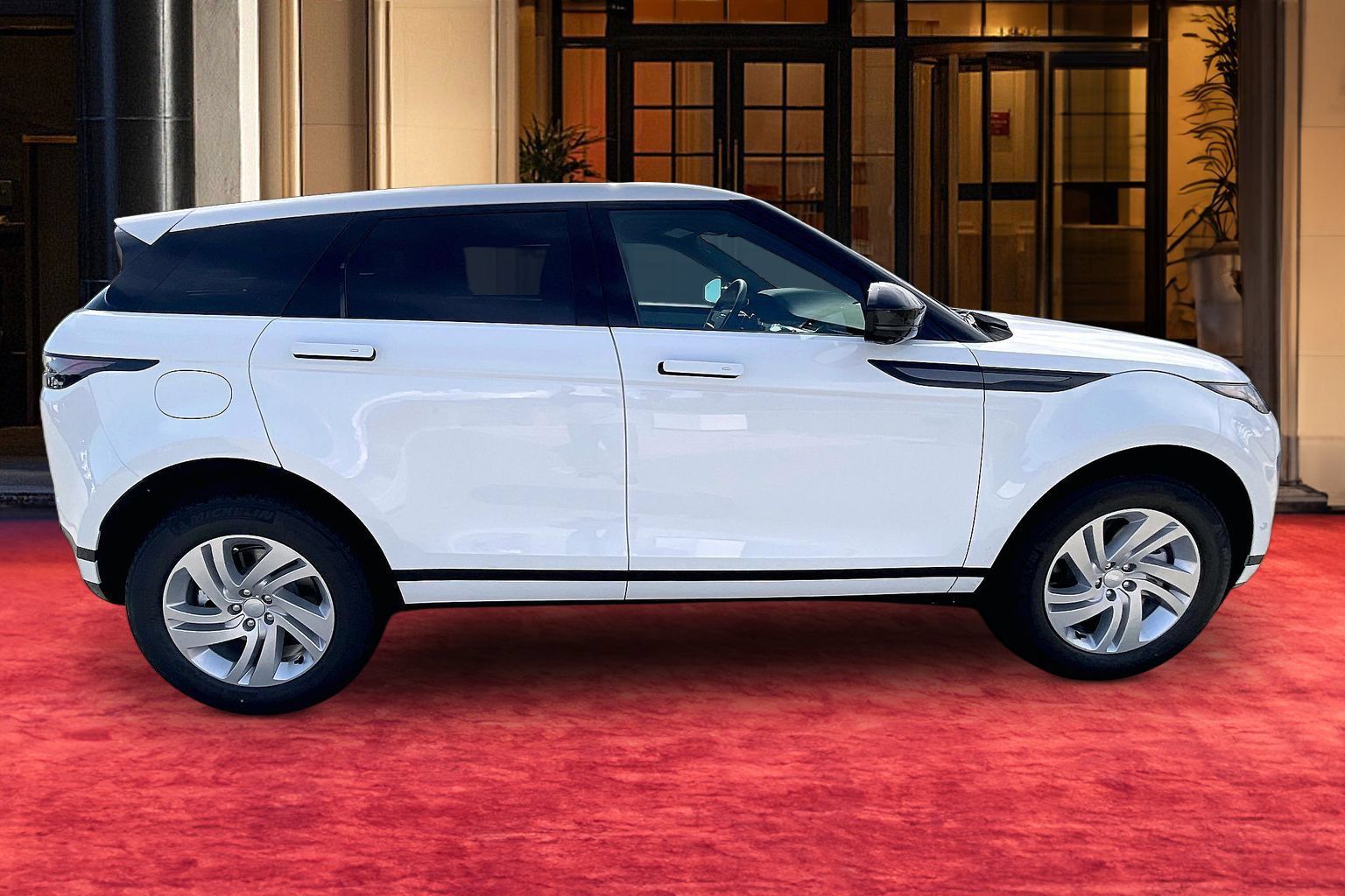 New 2026 Land Rover Range Rover Evoque S AWD/4WD image 6