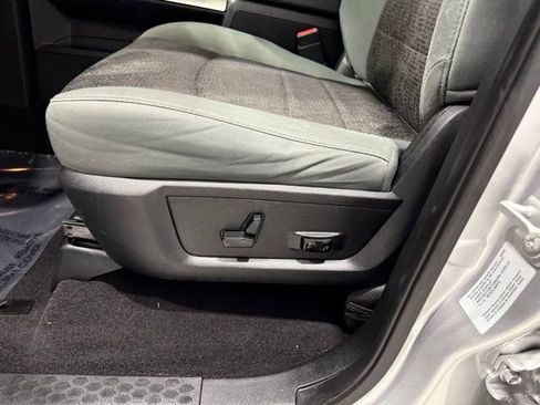 Used 2015 RAM 2500 Big Horn image 12