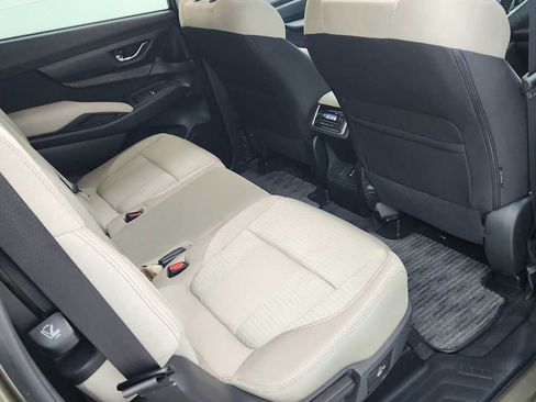 Certified 2025 Subaru Ascent Premium AWD/4WD image 24