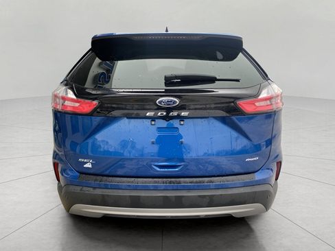 Used 2024 Ford Edge SEL w/ Convenience Package image 7