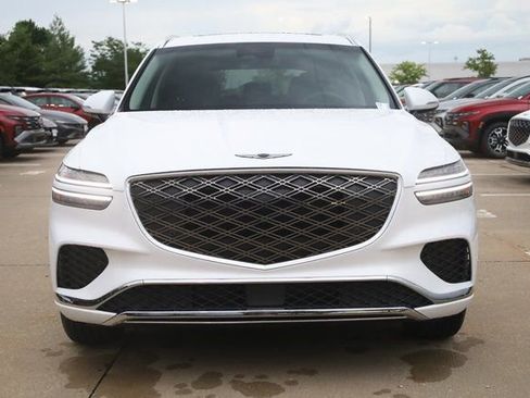 New 2026 Genesis GV70 2.5T Select image 2
