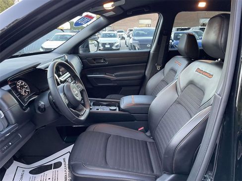 Certified 2024 Nissan Pathfinder Rock Creek image 14