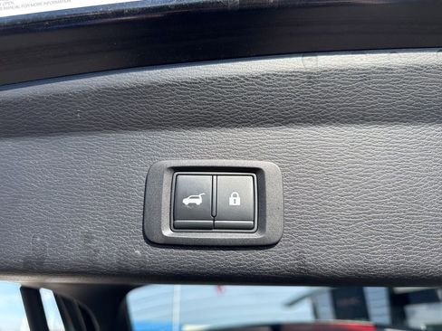 Used 2022 Mitsubishi Outlander SEL image 33