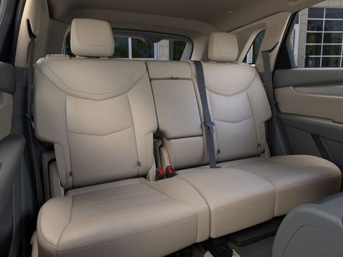 New 2026 Cadillac XT5 Premium Luxury w/ LPO, Floor Liner Package image 17