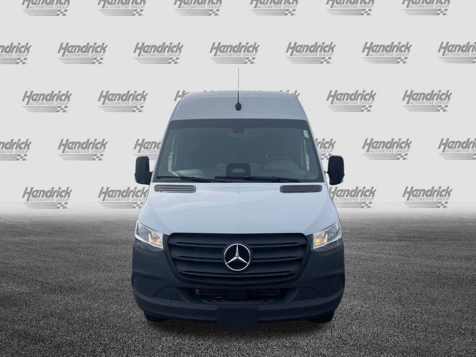 Used 2025 Mercedes-Benz Sprinter 3500 image 3